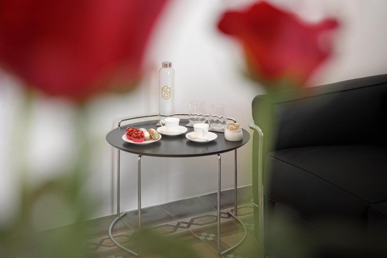 Sikelia Suites Ното Екстериор снимка